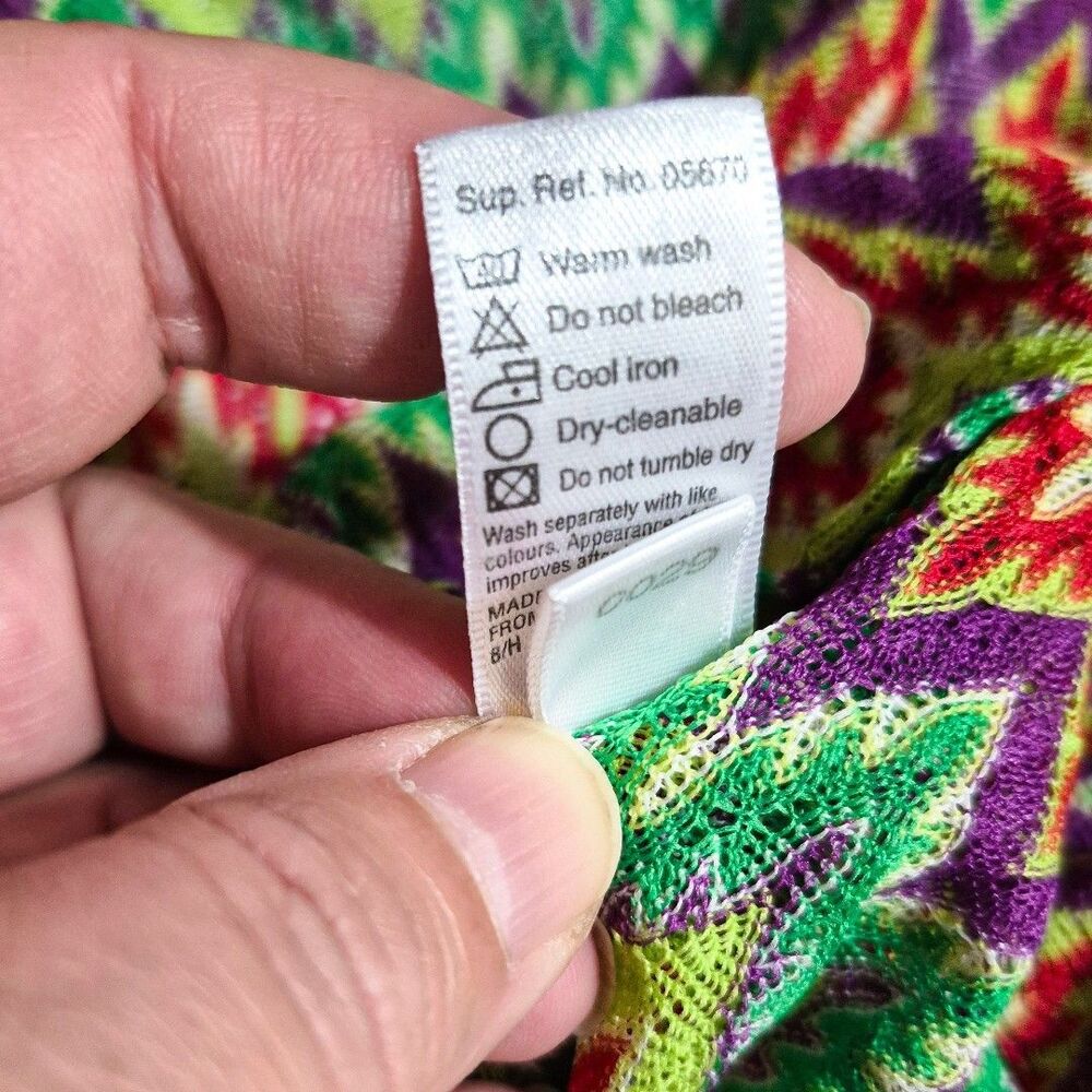 Exact 12 Neon Sz M Zig Zag Knit Top Bold Green Faux Wrap V Neck Boho Festival - Picture 10 of 10